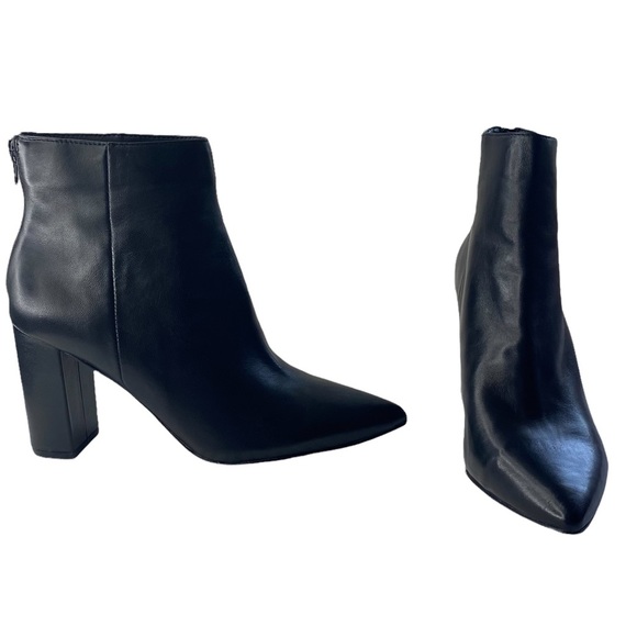 Chelsea & Violet Shoes - Chelsea & Violet Megan Block Heels Black Leather Ankle Boots, Back Zipper Size 8